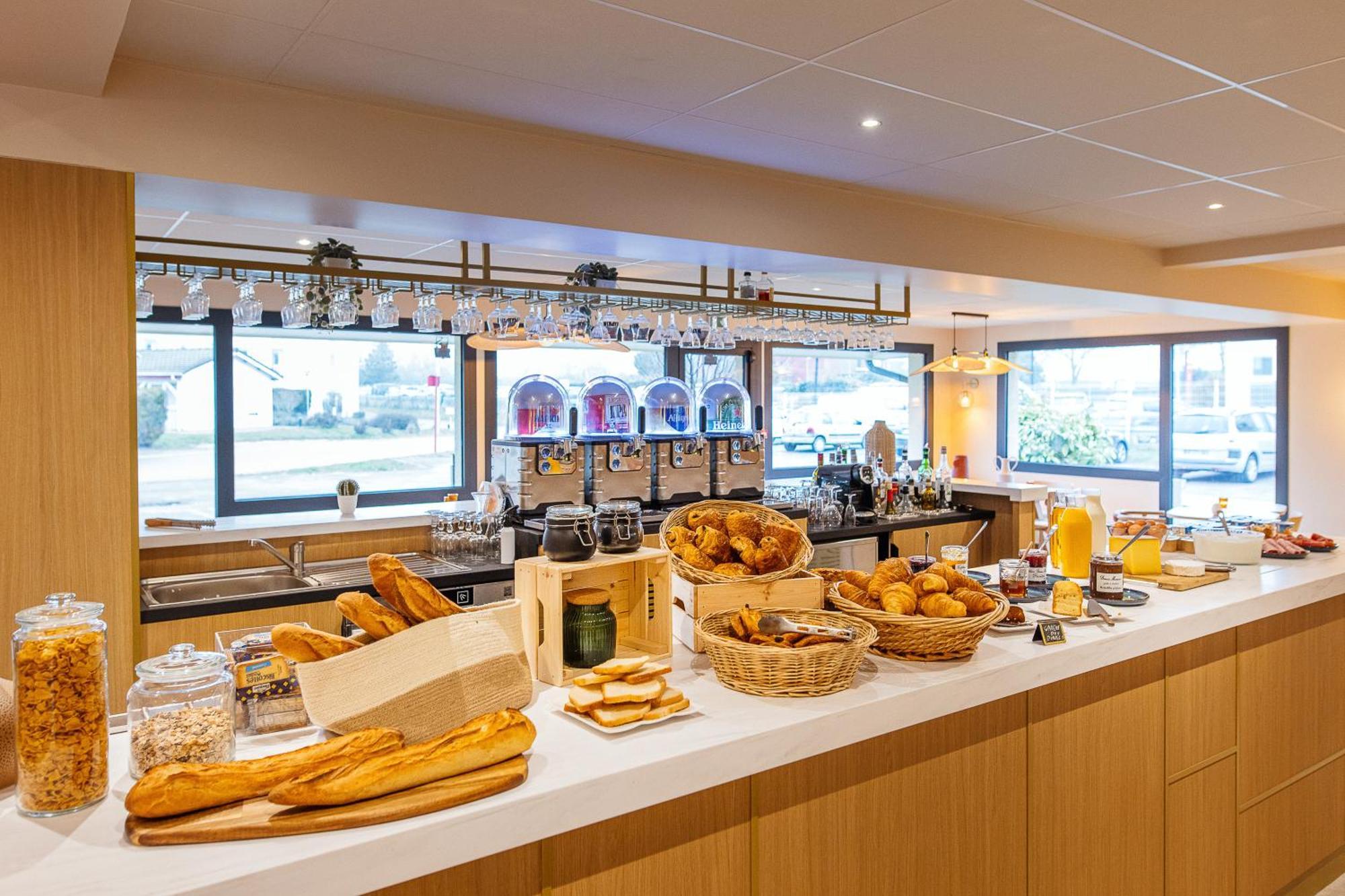 B Hotel Troyes Aeroport La Chapelle-Saint-Luc Dış mekan fotoğraf